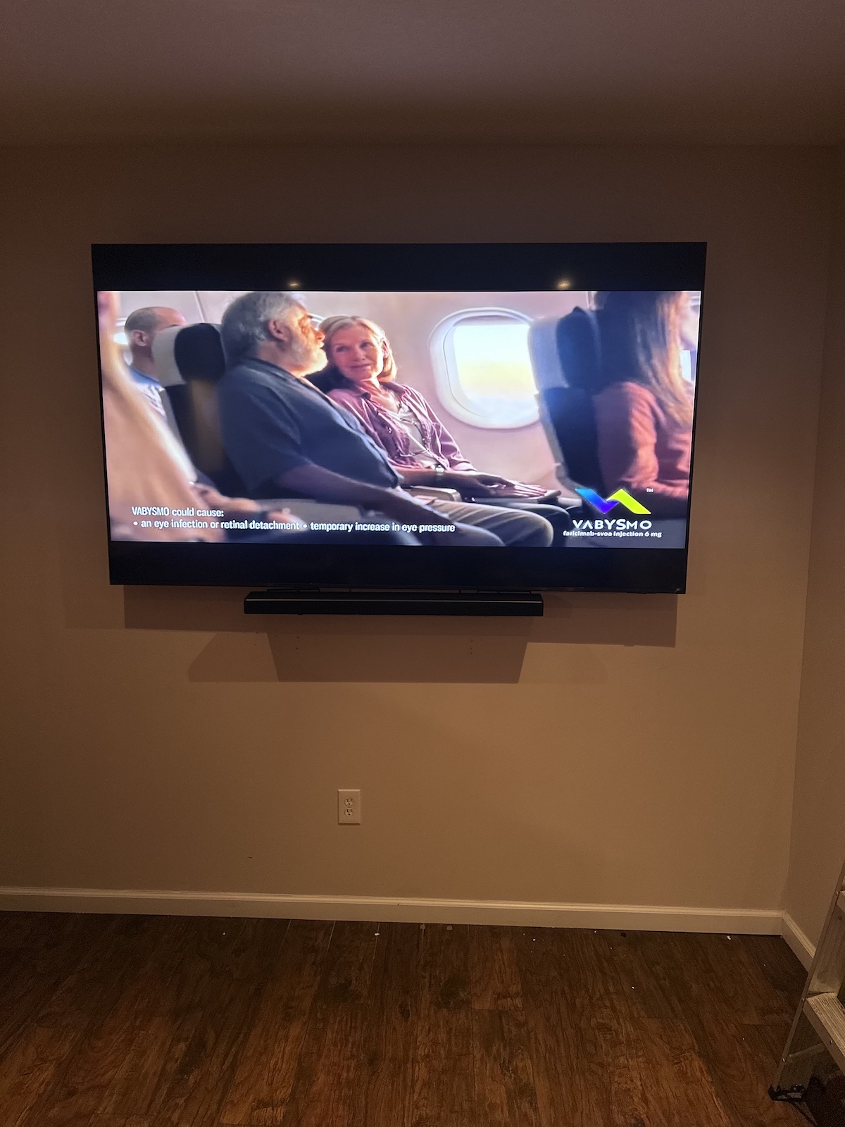 Living room TV installation by 1ntel AV